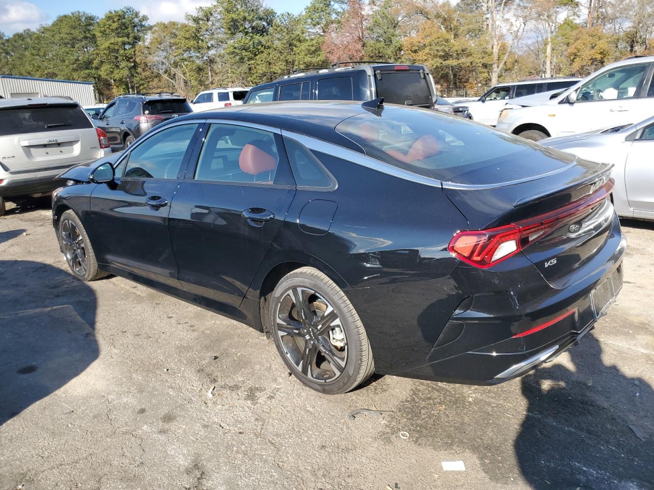 2024 Kia K5 - Image 2