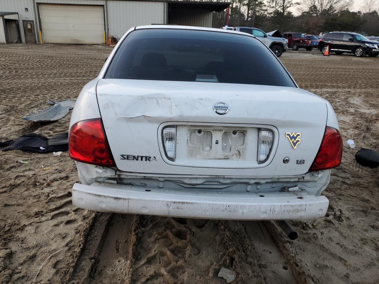 2005 Nissan Sentra - Image 6