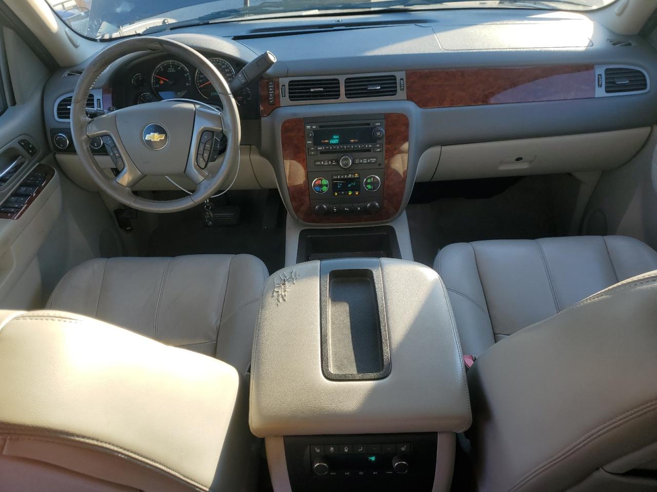 2011 Chevrolet Tahoe - Image 8