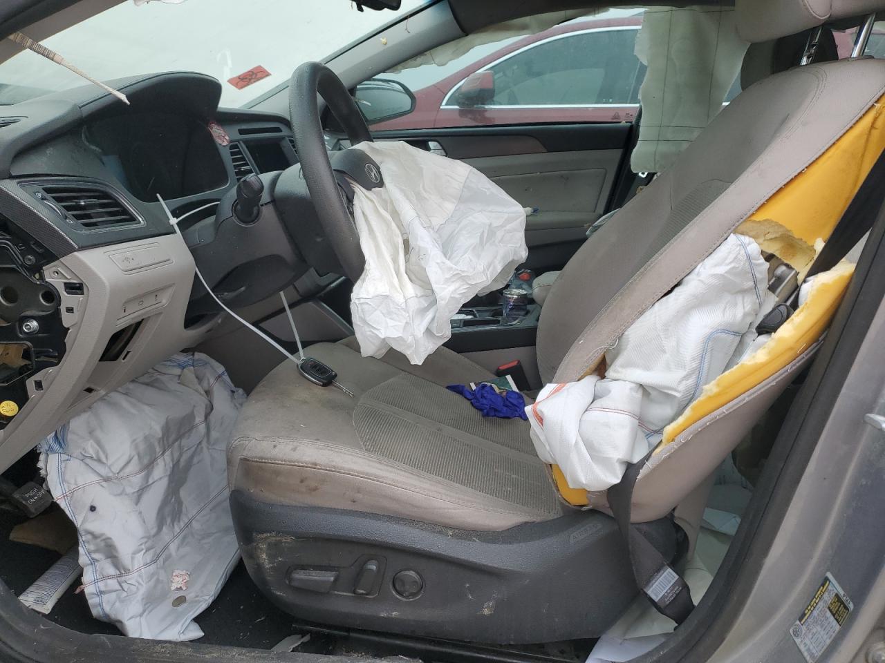 2016 Hyundai Sonata - Image 7