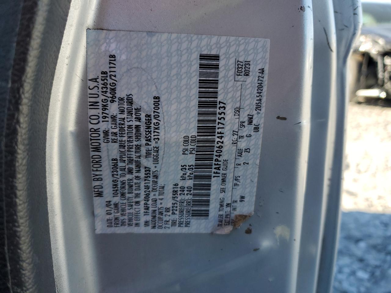 2004 Ford Mustang VIN: 1FAFP40624F175537 Lot: 71970395