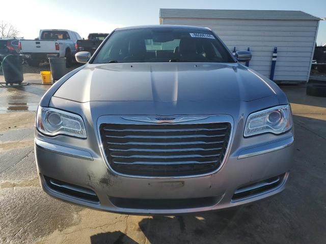  CHRYSLER 300 2014 Srebrny