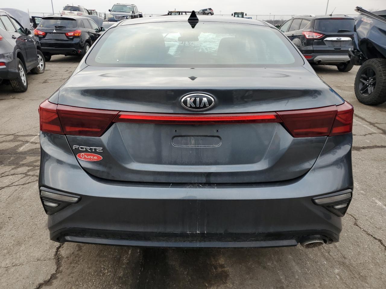 VIN 3KPF24AD2ME337750 2021 KIA FORTE no.6