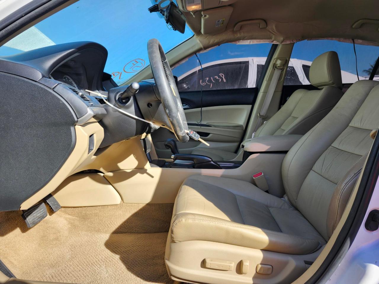 2012 Honda Accord - Image 7