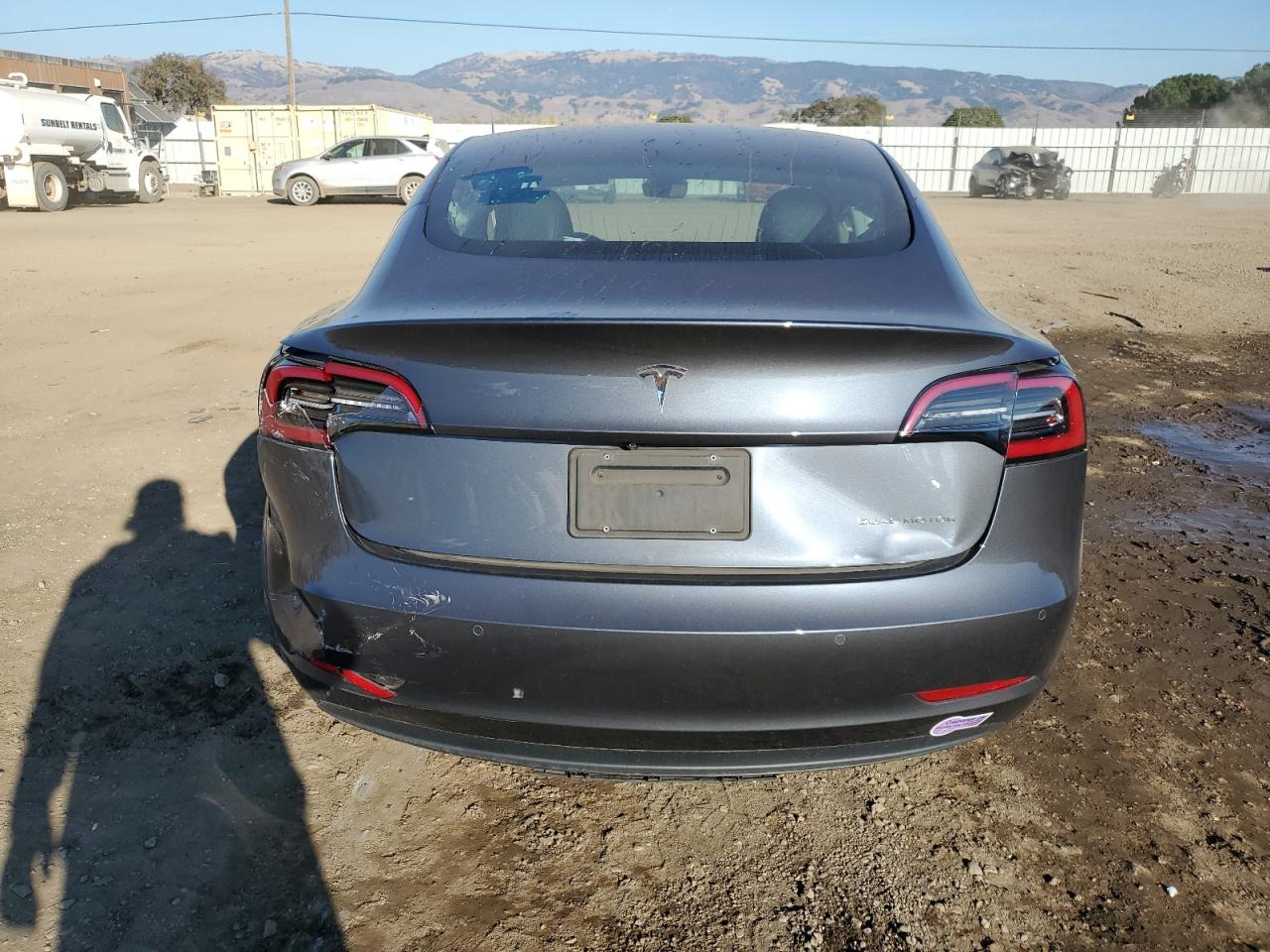 2019 Tesla Model 3 VIN: 5YJ3E1EBXKF389474 Lot: 83987274