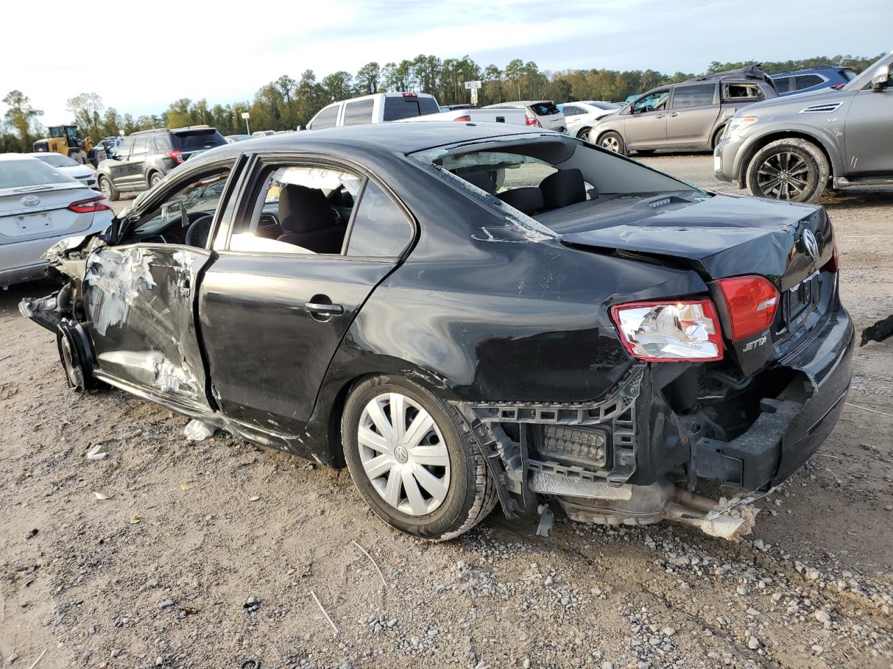 2014 Volkswagen Jetta - Image 2