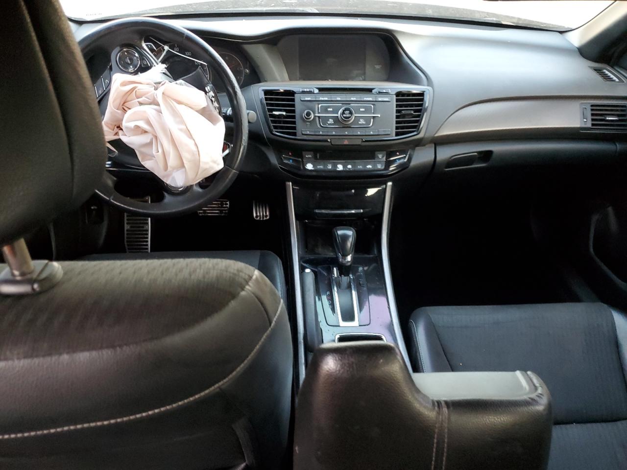 2016 Honda Accord - Image 9