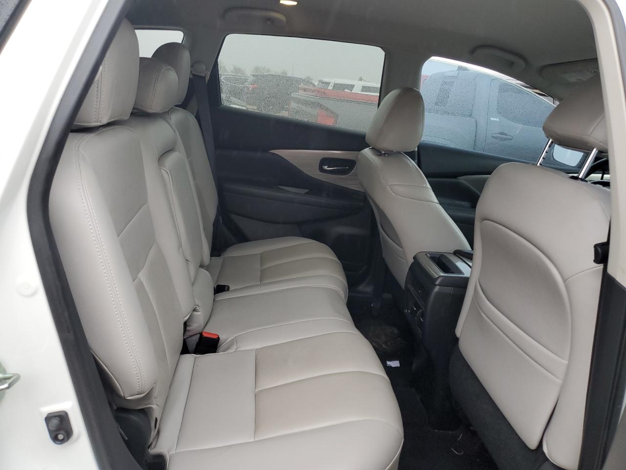 2016 Nissan Murano - Image 11
