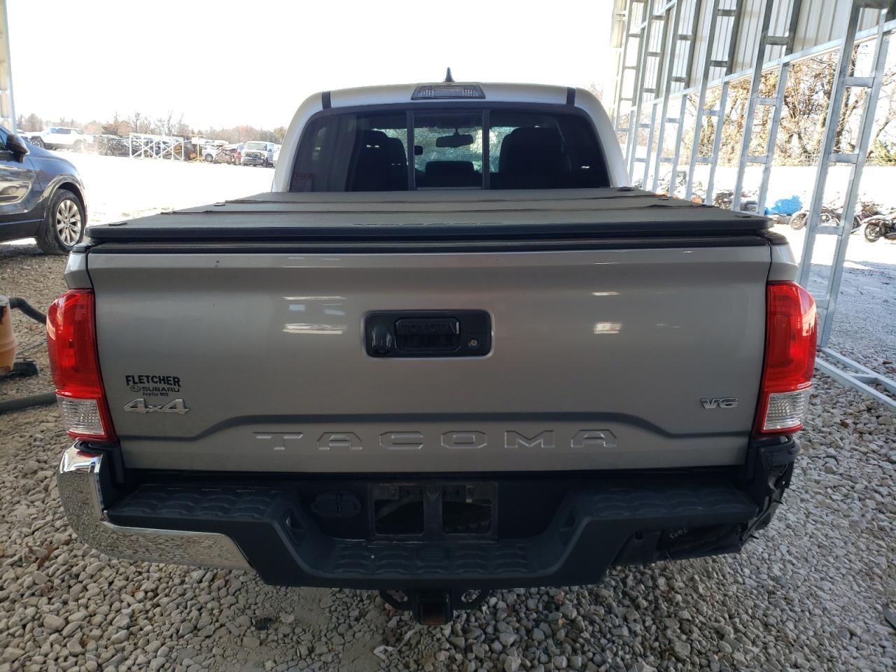 2016 Toyota Tacoma - Image 6