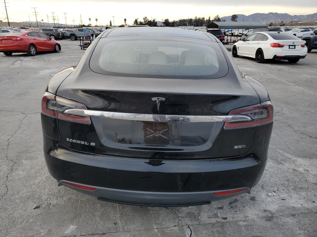 2015 Tesla Model S 85D VIN: 5YJSA1H29FF083472 Lot: 84664354