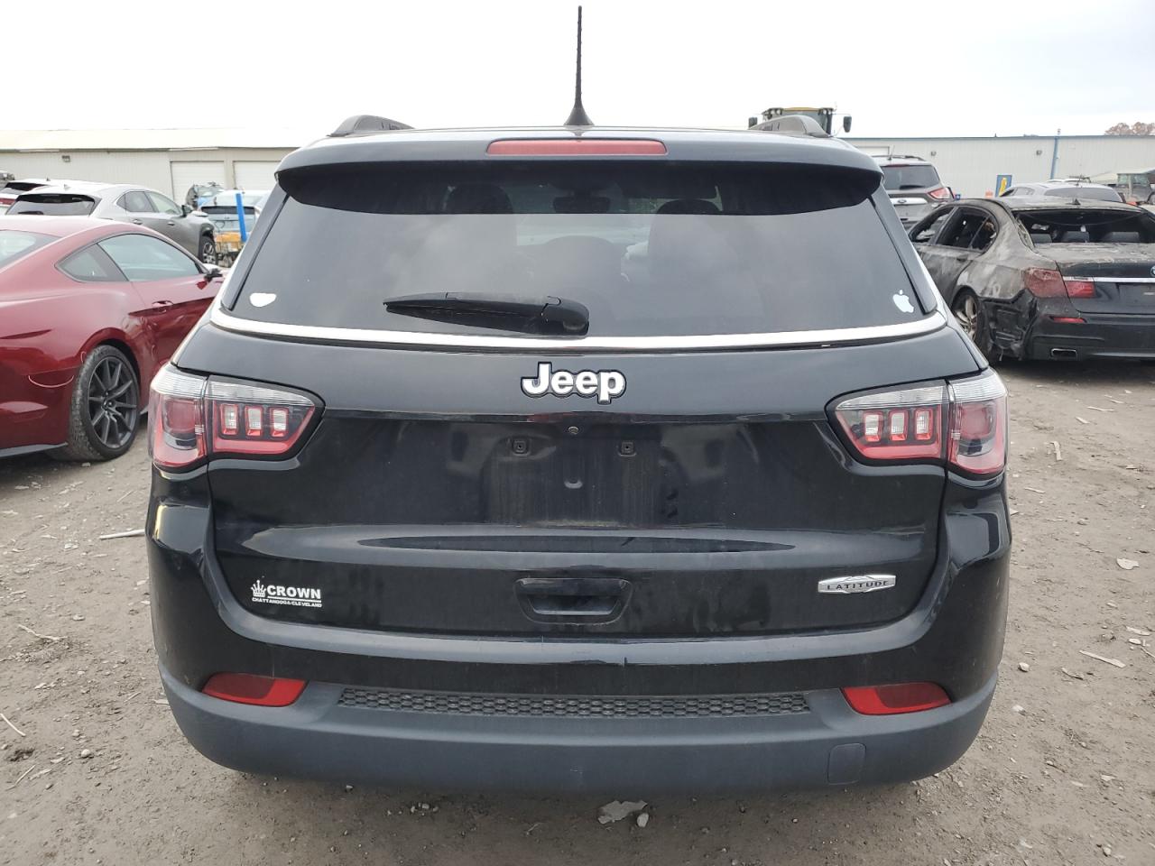 VIN 3C4NJCBB8JT233874 2018 JEEP COMPASS no.6