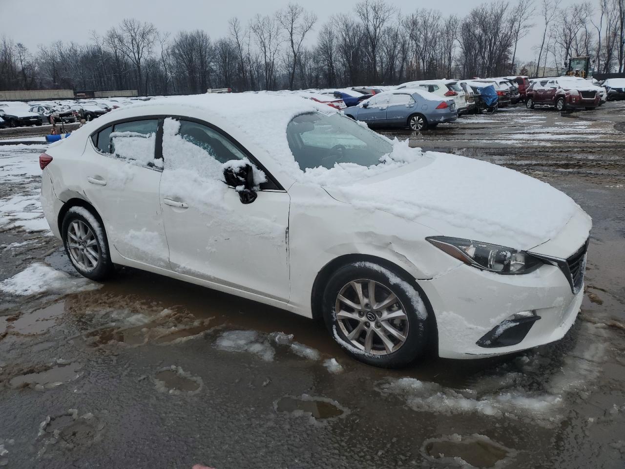 2016 Mazda 3 - Image 4