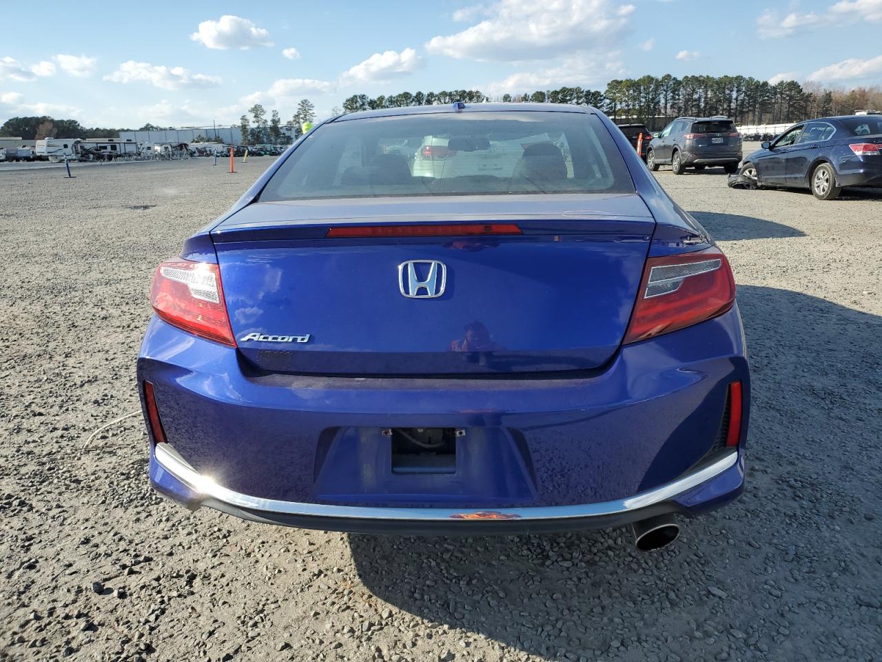2017 Honda Accord - Image 6