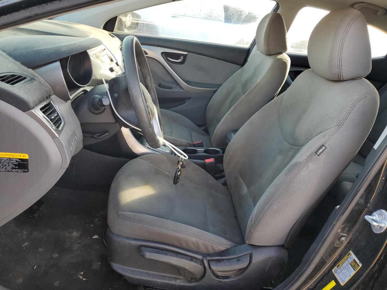 2013 Hyundai Elantra - Image 7