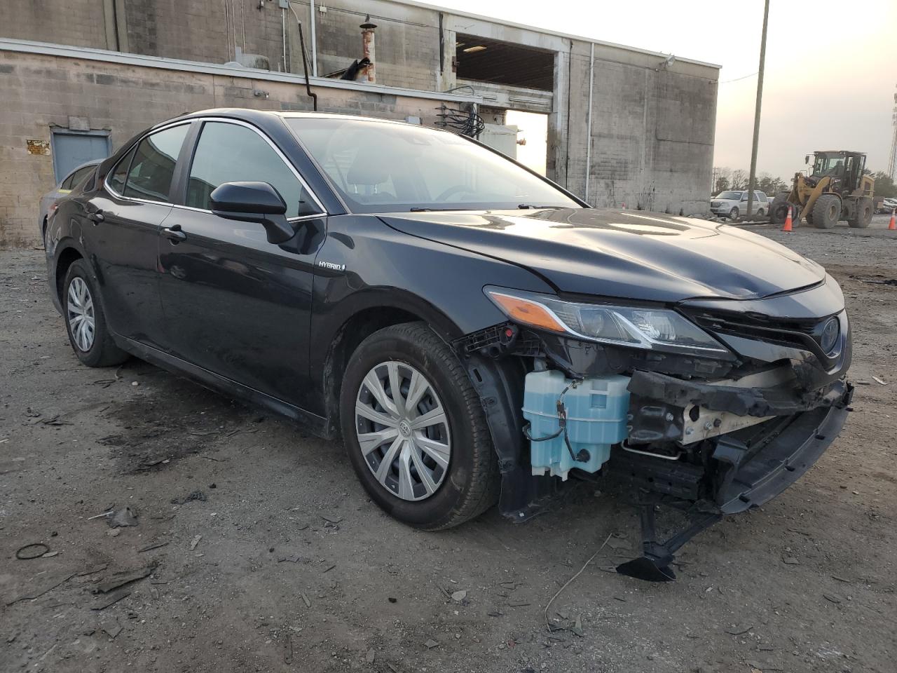 VIN 4T1B31HK7JU503459 2018 TOYOTA CAMRY no.4