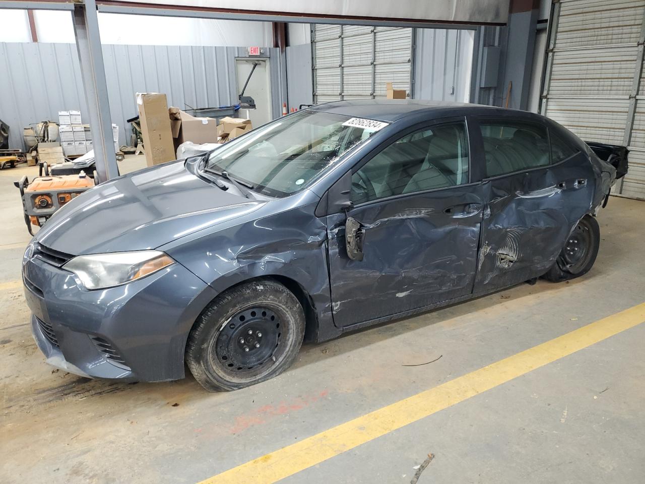 VIN 5YFBURHEXFP318272 2015 TOYOTA COROLLA no.1