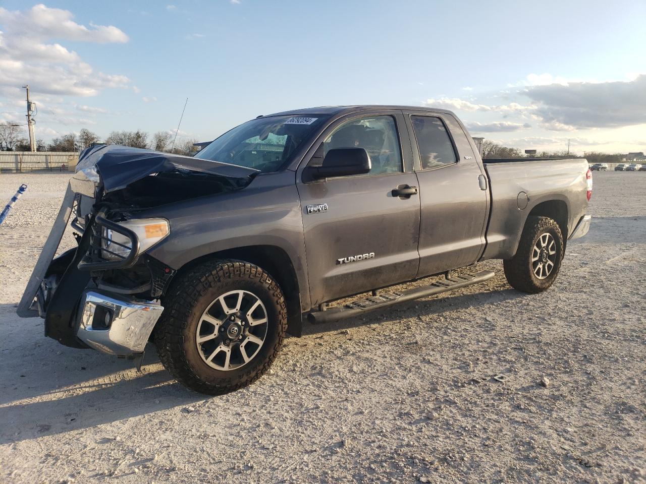 VIN 5TFRY5F18FX185895 2015 TOYOTA TUNDRA no.1