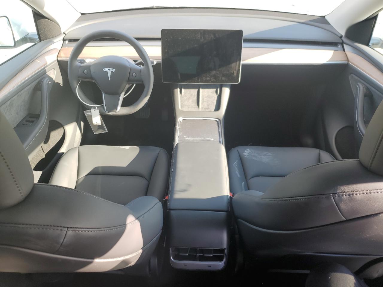 VIN 7SAYGDEE1RA332330 2024 TESLA MODEL Y no.8