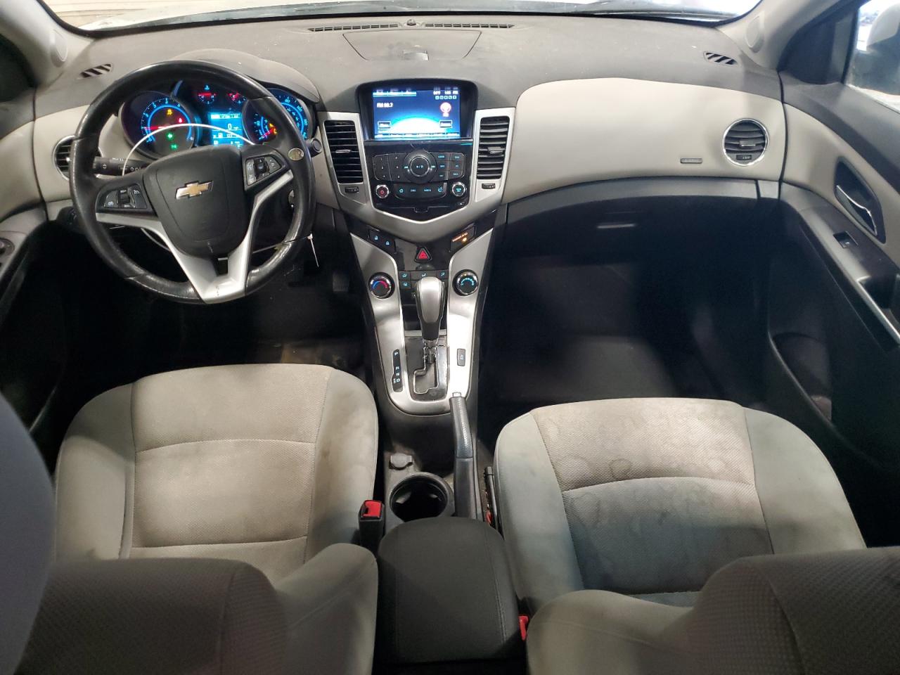2014 Chevrolet Cruze - Image 8
