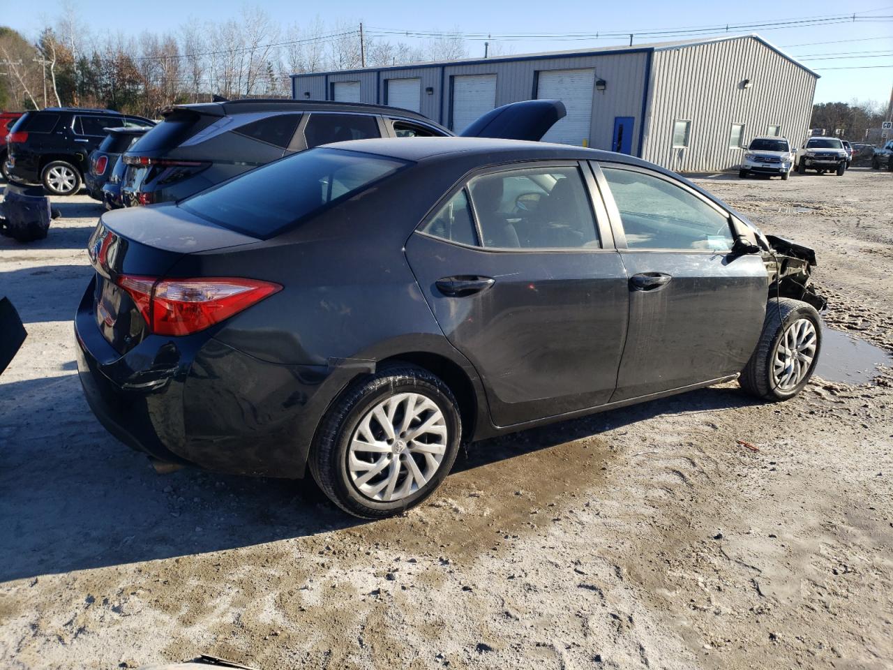 VIN 2T1BURHEXHC956802 2017 TOYOTA COROLLA no.3