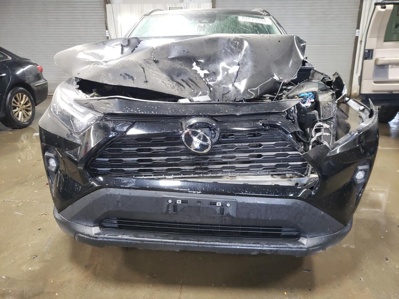 2022 Toyota RAV 4 - Image 5
