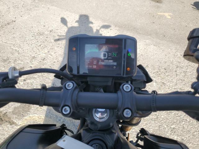  YAMAHA MT09 DC 2021 Два тони