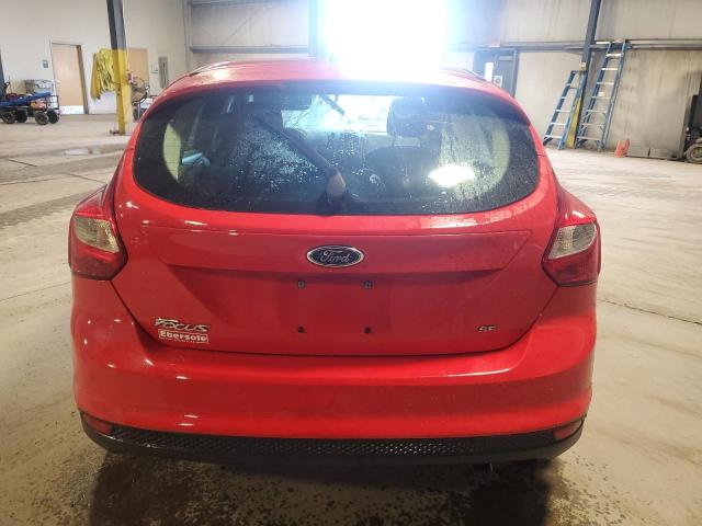  FORD FOCUS 2012 Czerwony