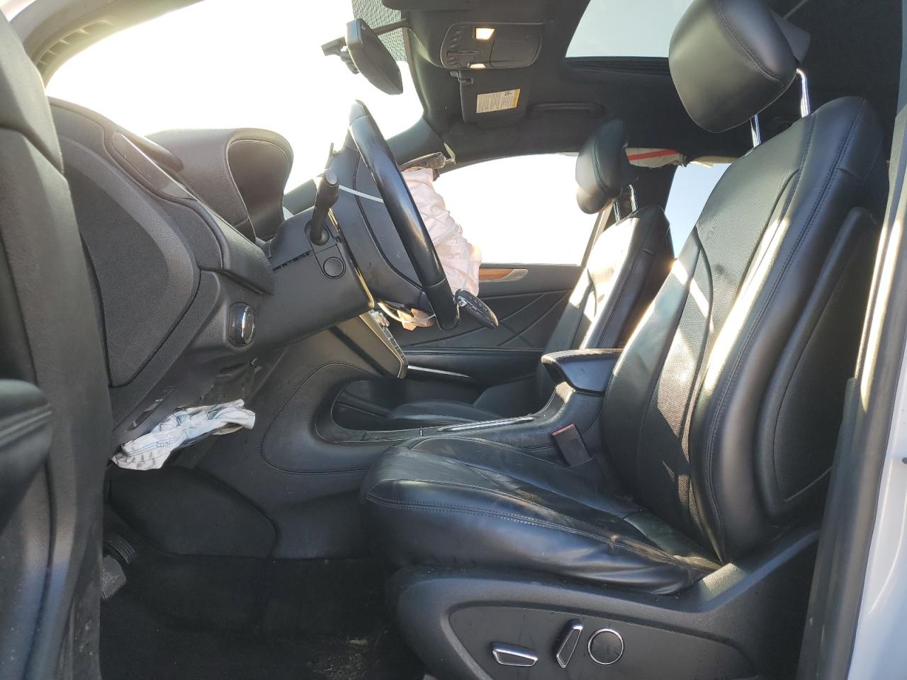 2017 Lincoln MKC - Image 7