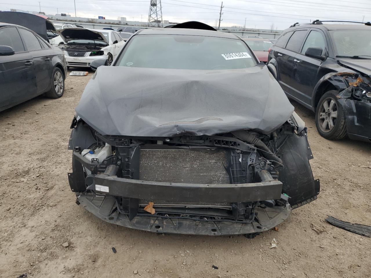 2018 Hyundai Elantra - Image 5