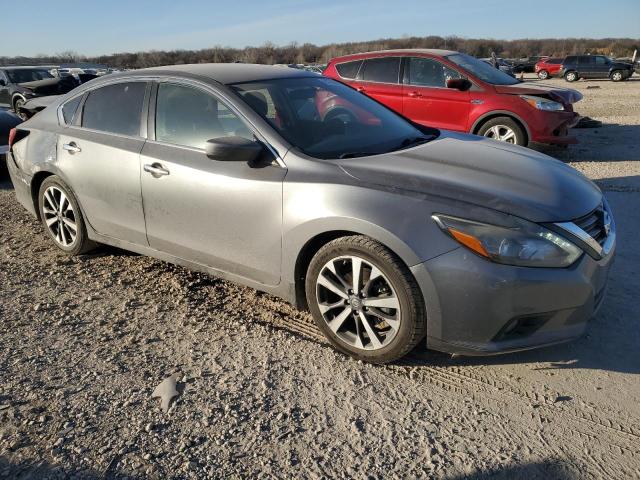 Sedans NISSAN ALTIMA 2016 Szary