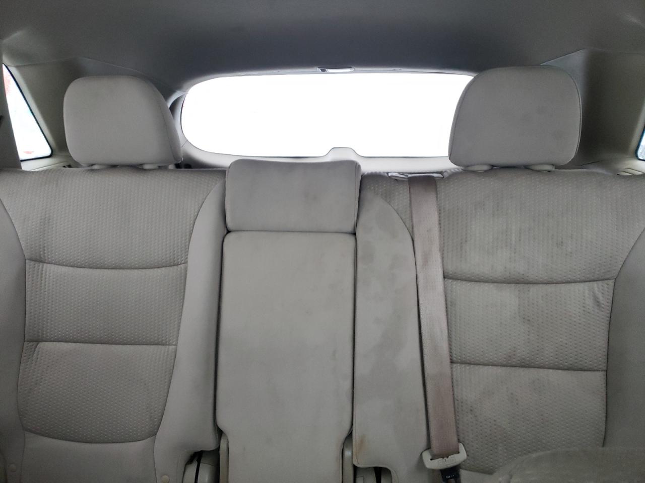 2011 Kia Sorento - Image 10