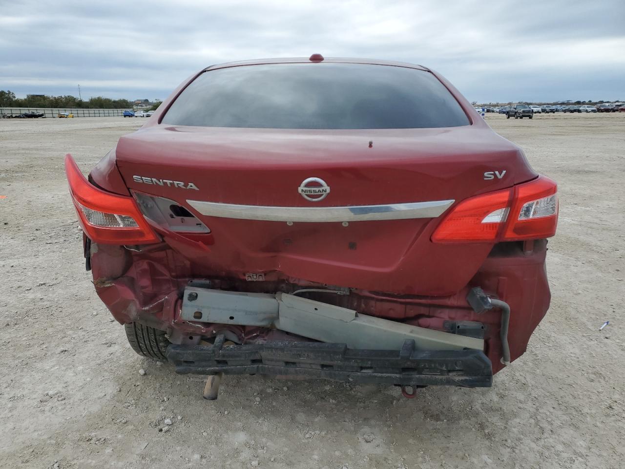 2016 Nissan Sentra - Image 6