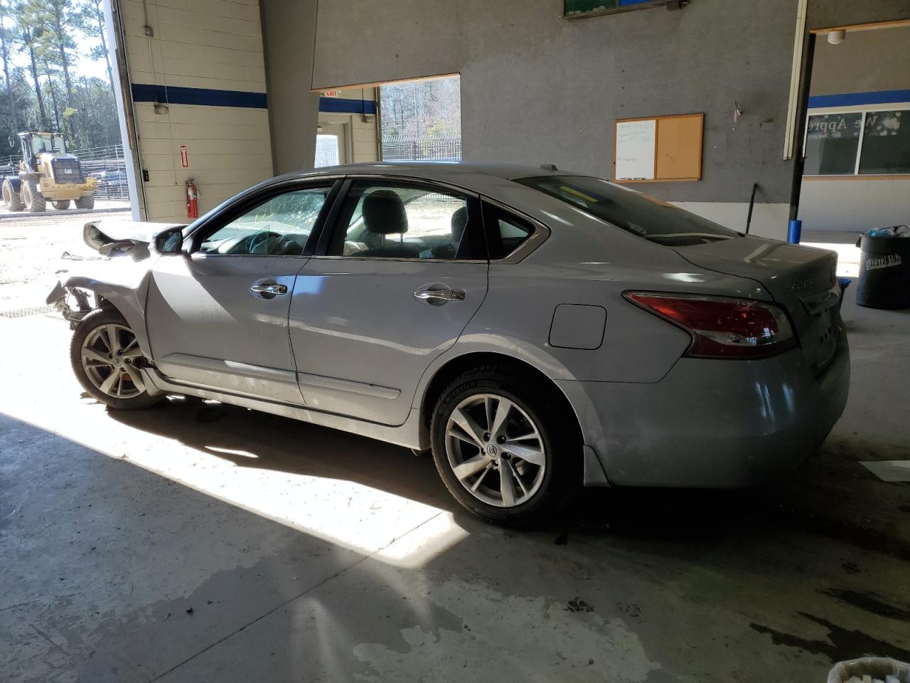 2014 Nissan Altima - Image 2