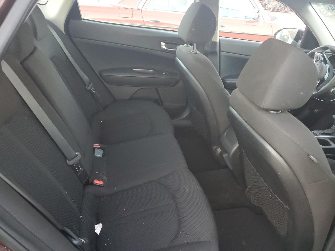 2019 Kia Optima - Image 10