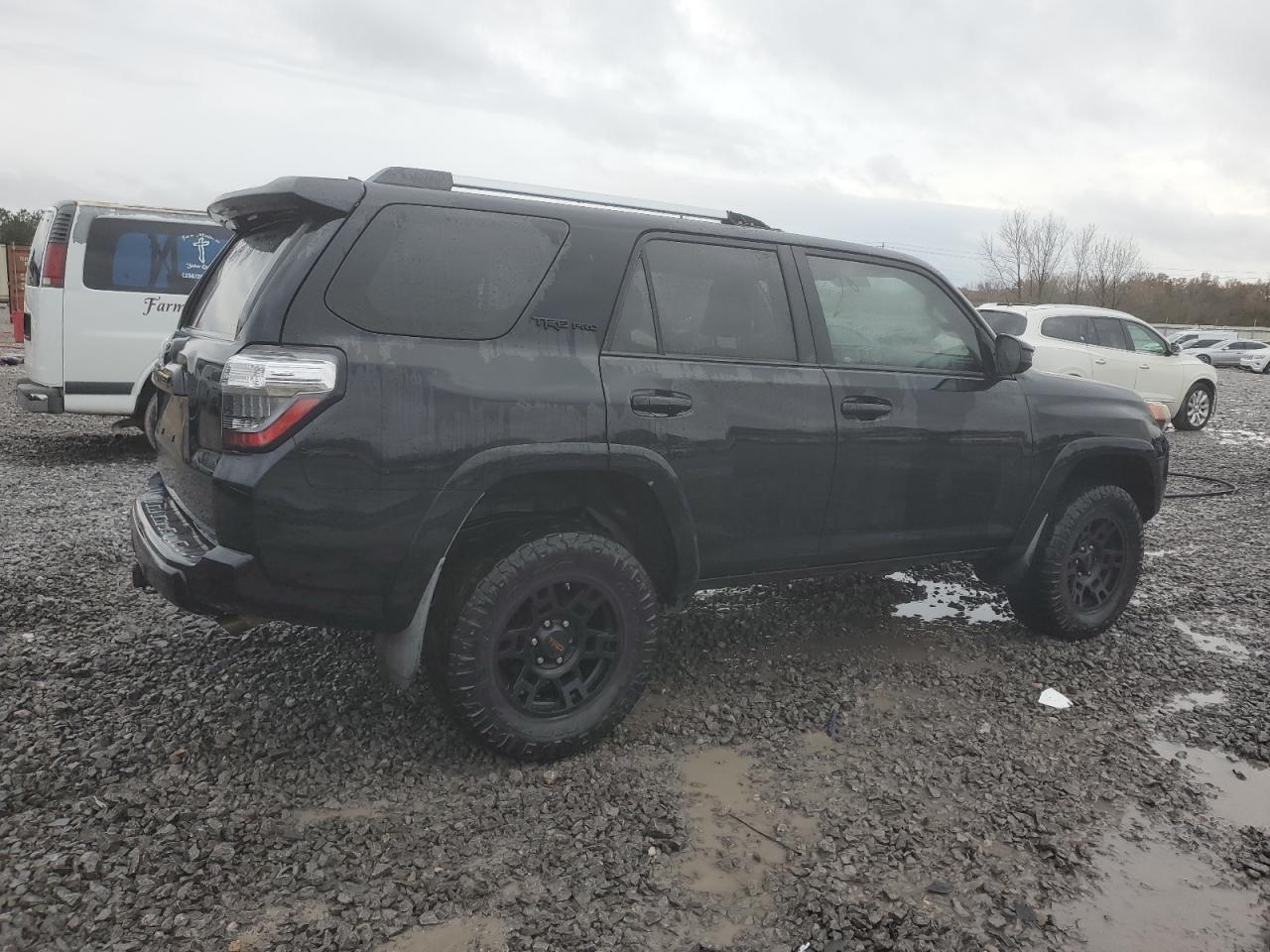 2015 Toyota 4Runner - Image 3