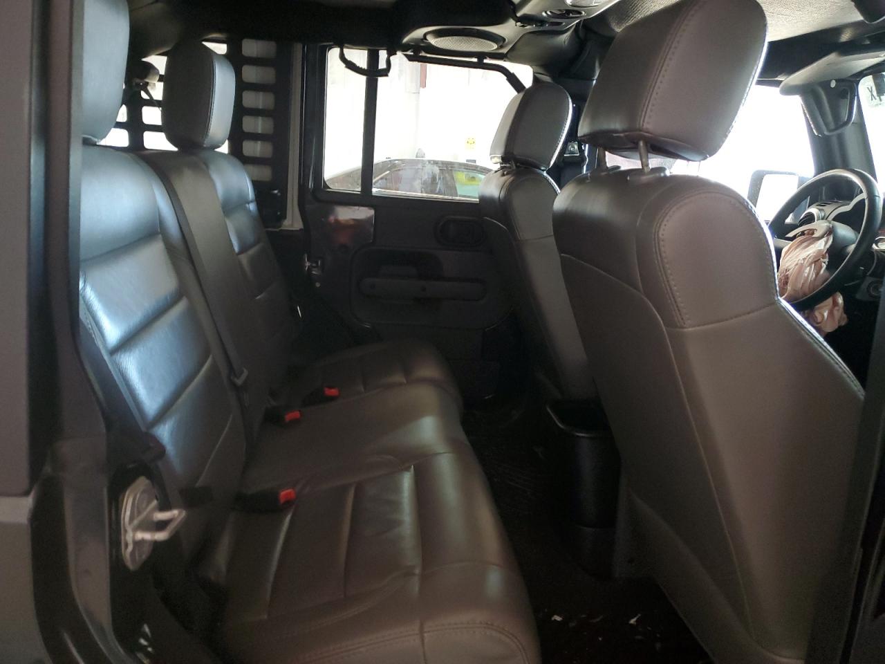 2010 Jeep Wrangler - Image 11