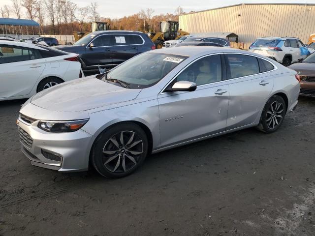 Sedans CHEVROLET MALIBU 2017 Srebrny