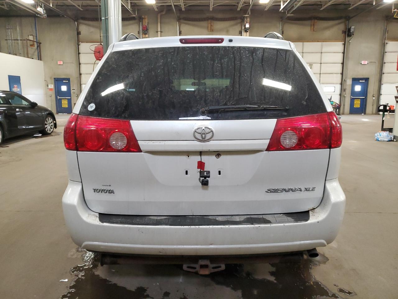 2006 Toyota Sienna - Image 6