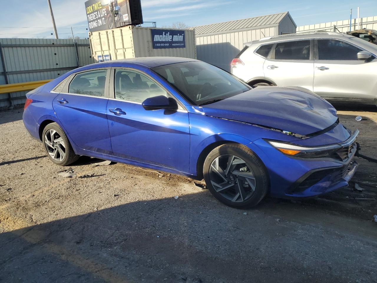 2024 Hyundai Elantra - Image 4