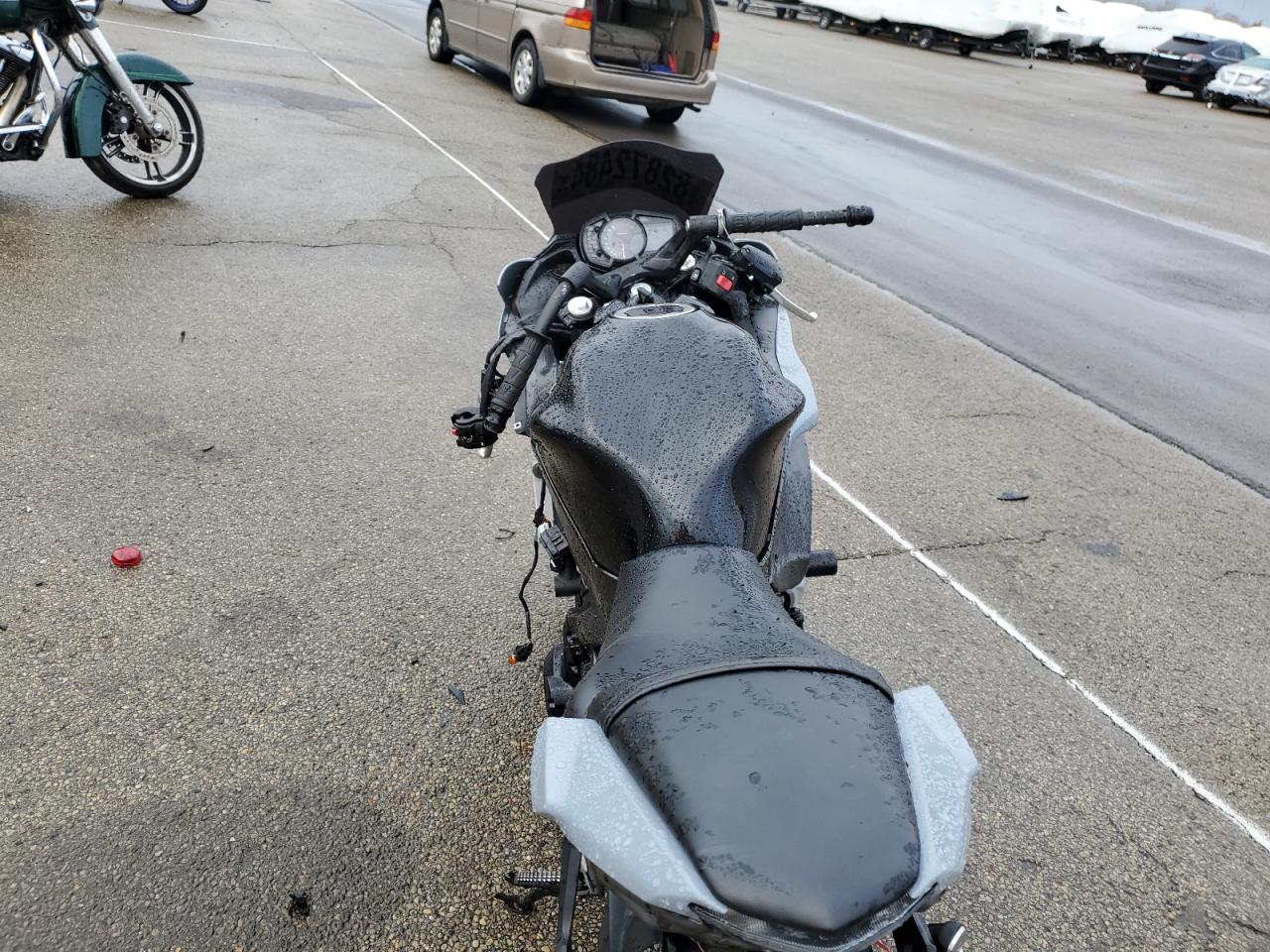 2019 Kawasaki Ex650 J VIN: JKAEXEJ16KDA03127 Lot: 82872484