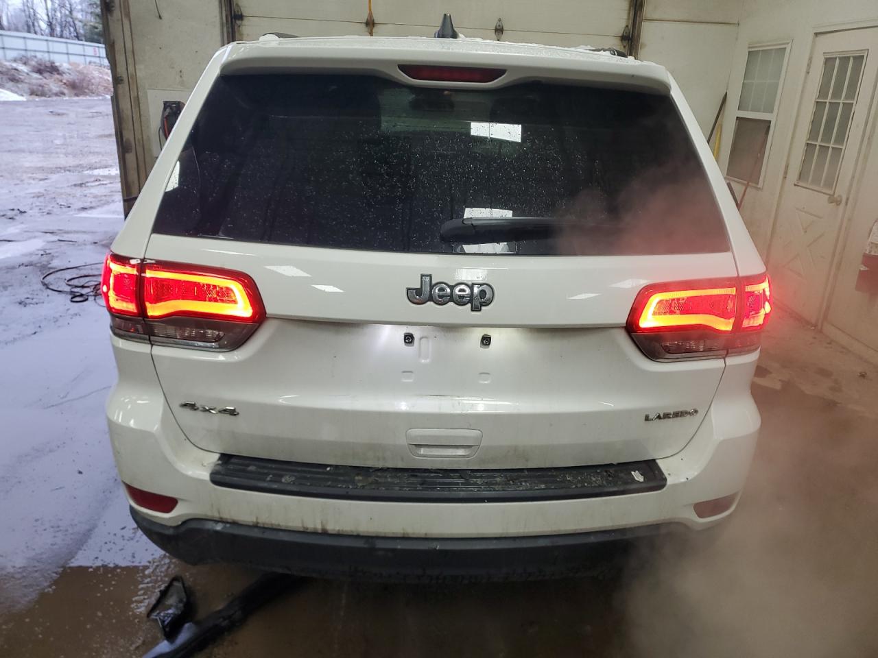 2014 Jeep Grand Cherokee - Image 6