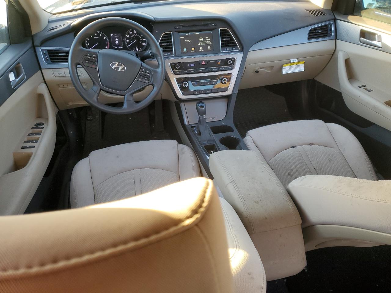 2016 Hyundai Sonata - Image 8