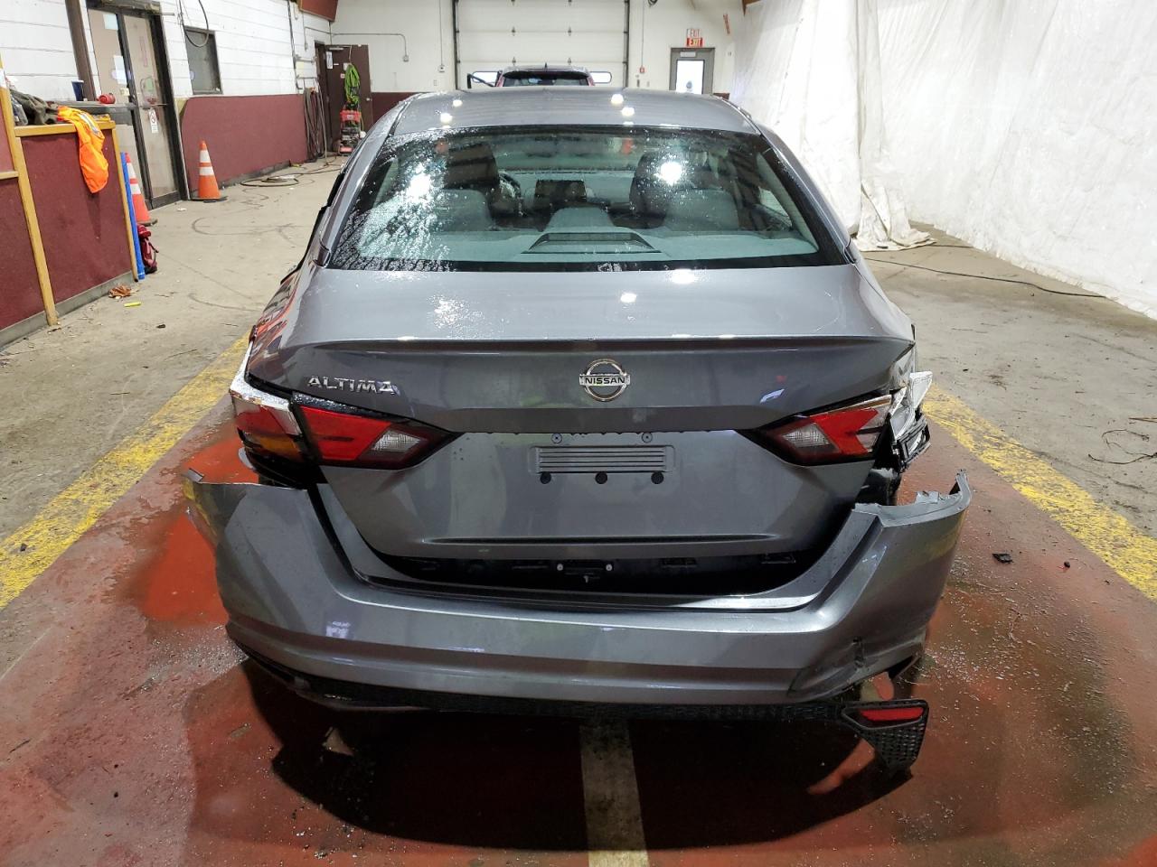 2021 Nissan Altima - Image 6