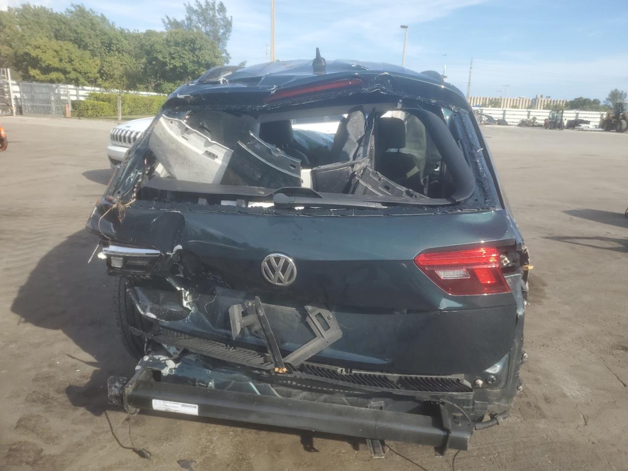 2019 Volkswagen Tiguan - Image 6