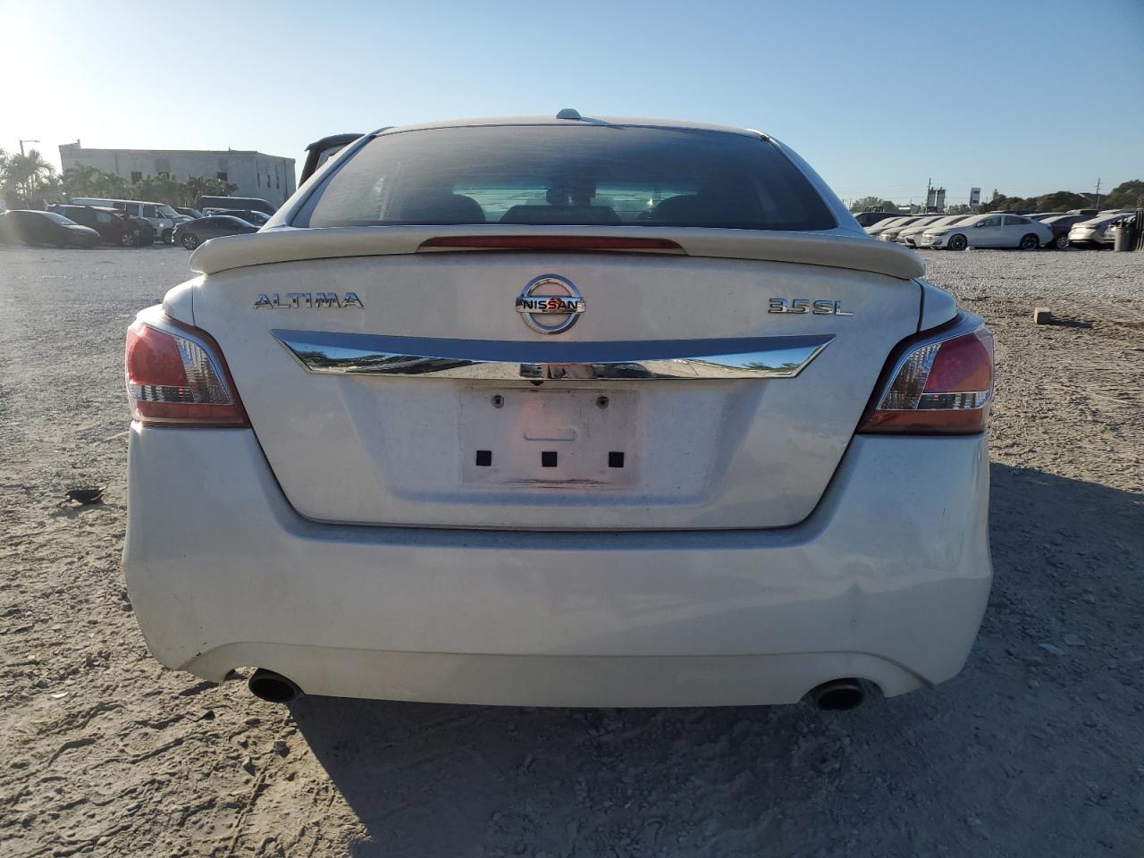 2013 Nissan Altima - Image 6