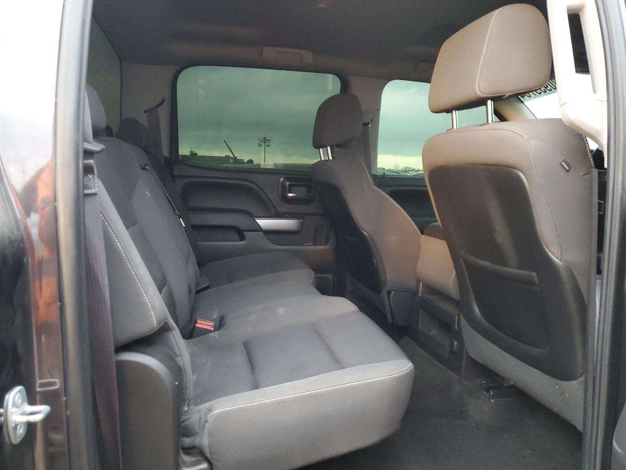2014 Chevrolet Silverado - Image 10
