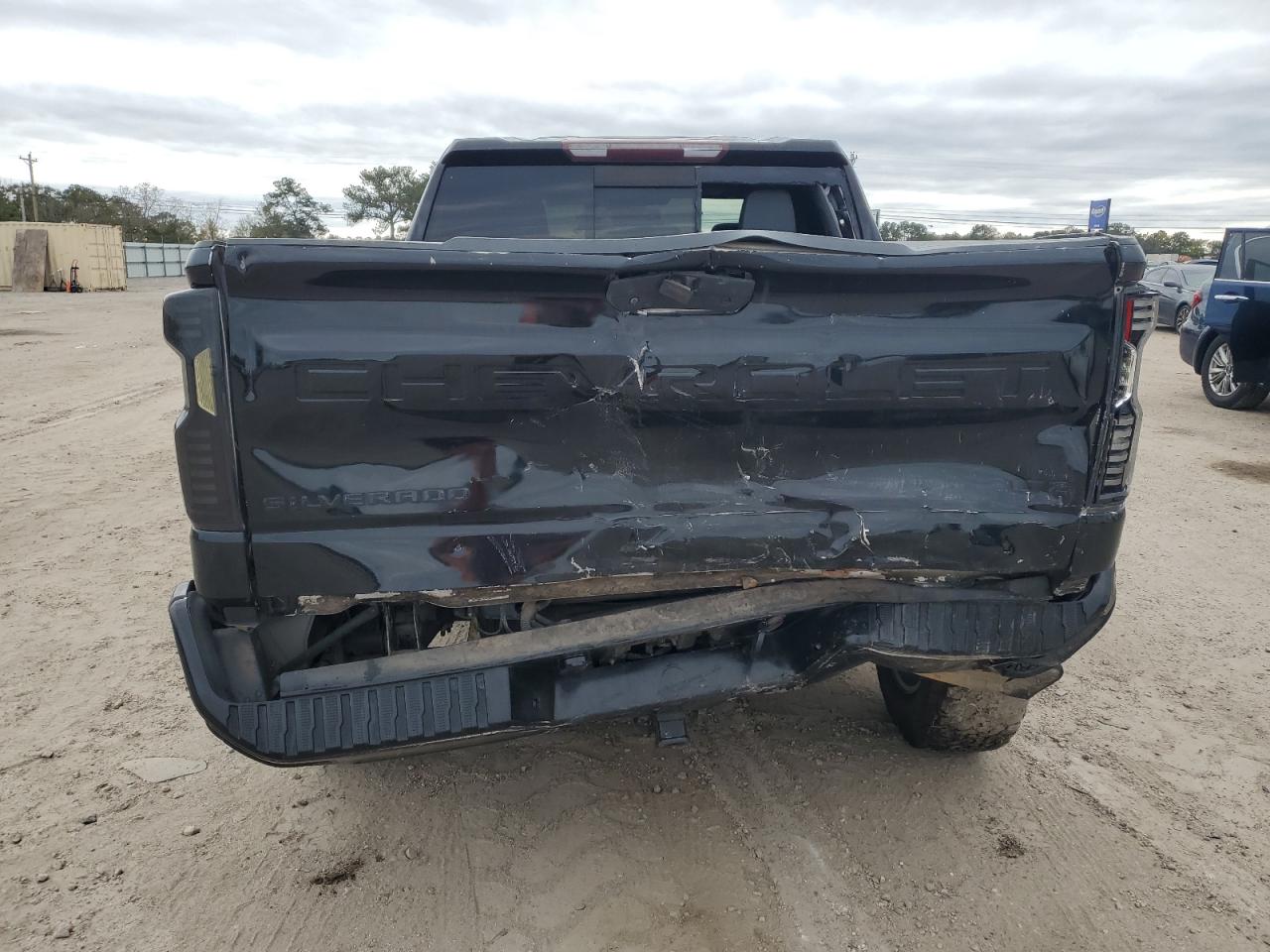 2020 Chevrolet Silverado - Image 6
