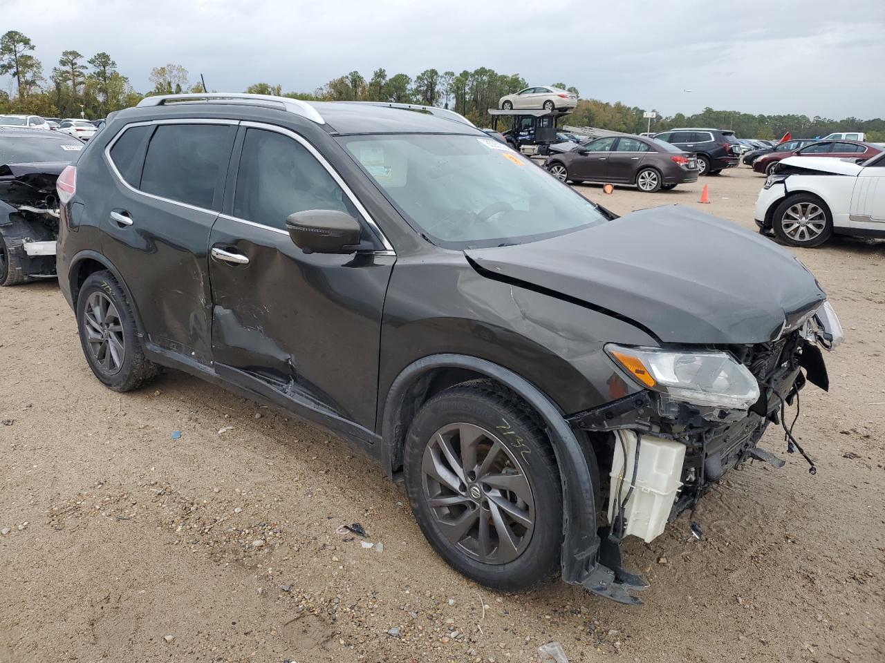 2016 Nissan Rogue - Image 4