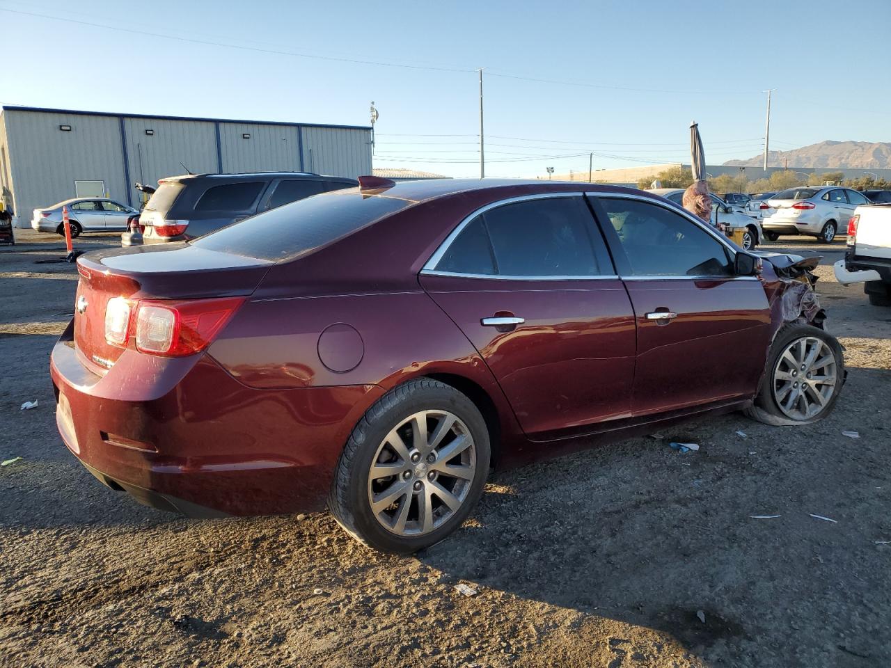 VIN 1G11E5SA2GF146943 2016 CHEVROLET MALIBU no.3