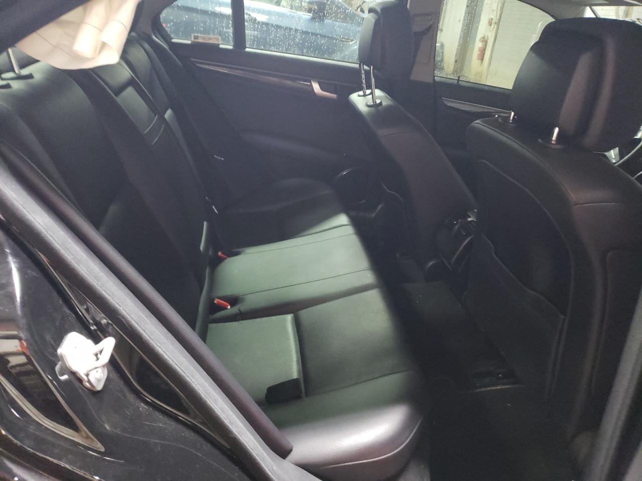 2013 Mercedes-Benz C 300 4Matic VIN: WDDGF8AB1DR245022 Lot: 84193214